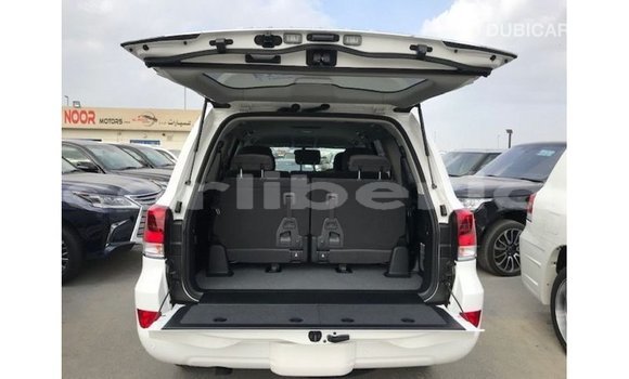 Buy Import Toyota Land Cruiser White Car in Import - Dubai in Bomi County Buy Import Toyota Land Cruiser White Car in Import - Dubai in Bomi County