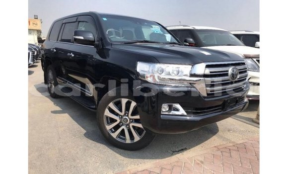 Acheter Import Voiture Toyota Land Cruiser Noir à Import - Dubai, Comté de Bomi Acheter Import Voiture Toyota Land Cruiser Noir à Import - Dubai, Comté de Bomi