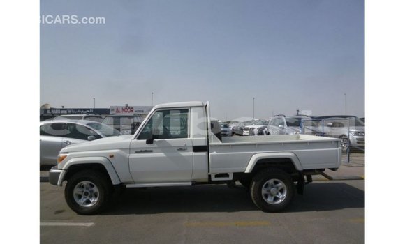 Buy Import Toyota Land Cruiser White Car in Import - Dubai in Bomi County Buy Import Toyota Land Cruiser White Car in Import - Dubai in Bomi County