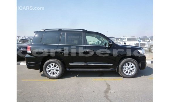 Buy Import Toyota Land Cruiser Black Car in Import - Dubai in Bomi County Buy Import Toyota Land Cruiser Black Car in Import - Dubai in Bomi County