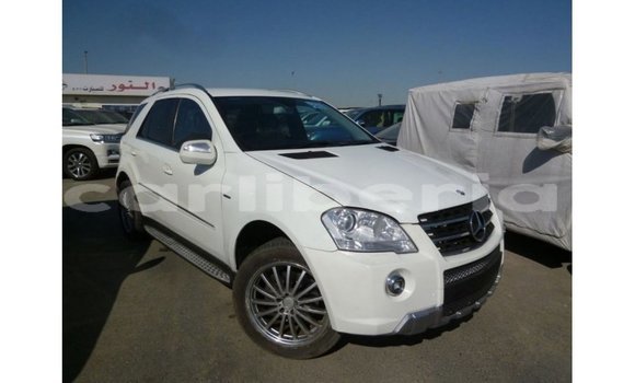 Buy Import Mercedes-Benz 190 White Car in Import - Dubai in Bomi County Buy Import Mercedes-Benz 190 White Car in Import - Dubai in Bomi County