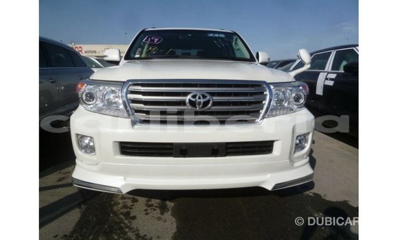 Buy Import Toyota Land Cruiser White Car in Import - Dubai in Bomi County Buy Import Toyota Land Cruiser White Car in Import - Dubai in Bomi County