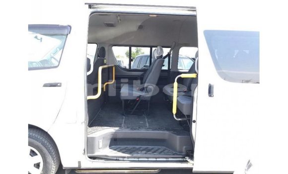 Buy Import Toyota Hiace White Car in Import - Dubai in Bomi County Buy Import Toyota Hiace White Car in Import - Dubai in Bomi County