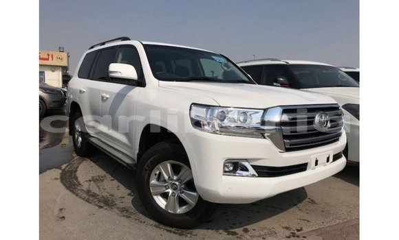 Buy Import Toyota Land Cruiser White Car in Import - Dubai in Bomi County Buy Import Toyota Land Cruiser White Car in Import - Dubai in Bomi County