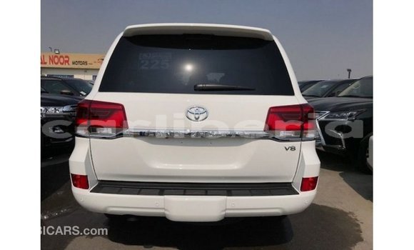 Buy Import Toyota Land Cruiser White Car in Import - Dubai in Bomi County Buy Import Toyota Land Cruiser White Car in Import - Dubai in Bomi County