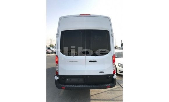 Buy Import Ford Club Wagon White Car in Import - Dubai in Bomi County Buy Import Ford Club Wagon White Car in Import - Dubai in Bomi County