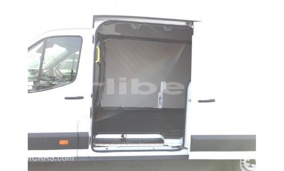 Buy Import Ford Club Wagon White Car in Import - Dubai in Bomi County Buy Import Ford Club Wagon White Car in Import - Dubai in Bomi County