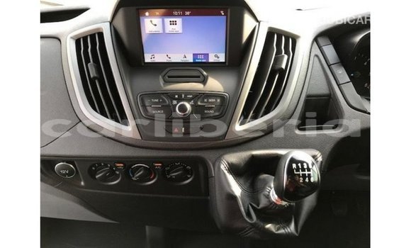 Buy Import Ford Club Wagon White Car in Import - Dubai in Bomi County Buy Import Ford Club Wagon White Car in Import - Dubai in Bomi County