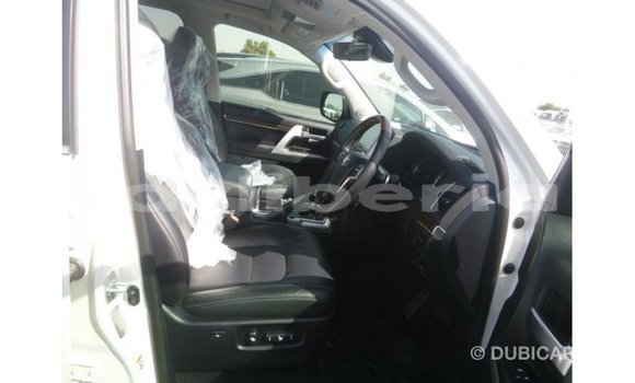 Buy Import Toyota Land Cruiser White Car in Import - Dubai in Bomi County Buy Import Toyota Land Cruiser White Car in Import - Dubai in Bomi County