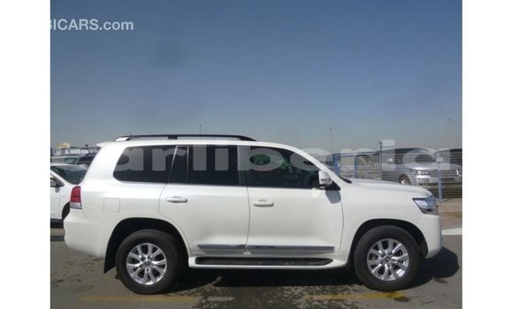 Buy Import Toyota Land Cruiser White Car in Import - Dubai in Bomi County Buy Import Toyota Land Cruiser White Car in Import - Dubai in Bomi County