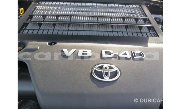 Buy Import Toyota Land Cruiser White Car in Import - Dubai in Bomi County Buy Import Toyota Land Cruiser White Car in Import - Dubai in Bomi County