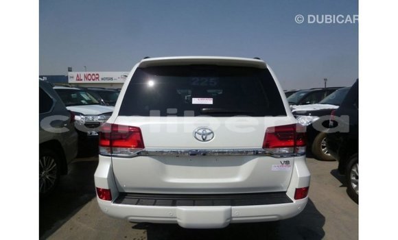 Buy Import Toyota Land Cruiser White Car in Import - Dubai in Bomi County Buy Import Toyota Land Cruiser White Car in Import - Dubai in Bomi County