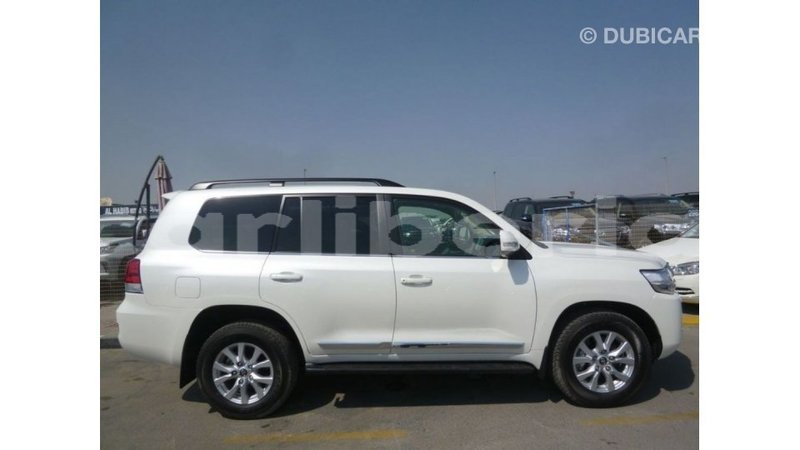 Big with watermark toyota land cruiser bomi county import dubai 2940