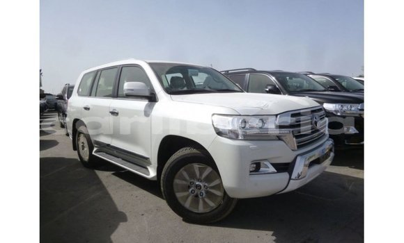 Buy Import Toyota Land Cruiser White Car in Import - Dubai in Bomi County Buy Import Toyota Land Cruiser White Car in Import - Dubai in Bomi County