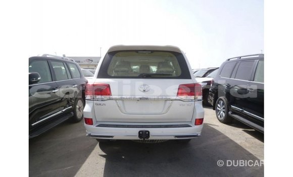 Buy Import Toyota Land Cruiser White Car in Import - Dubai in Bomi County Buy Import Toyota Land Cruiser White Car in Import - Dubai in Bomi County