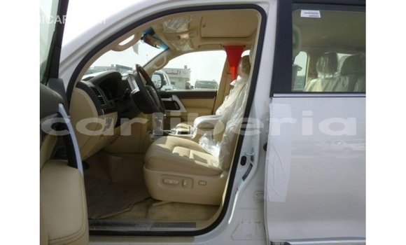 Buy Import Toyota Land Cruiser White Car in Import - Dubai in Bomi County Buy Import Toyota Land Cruiser White Car in Import - Dubai in Bomi County