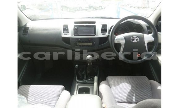 Buy Import Toyota Hilux White Car in Import - Dubai in Bomi County Buy Import Toyota Hilux White Car in Import - Dubai in Bomi County
