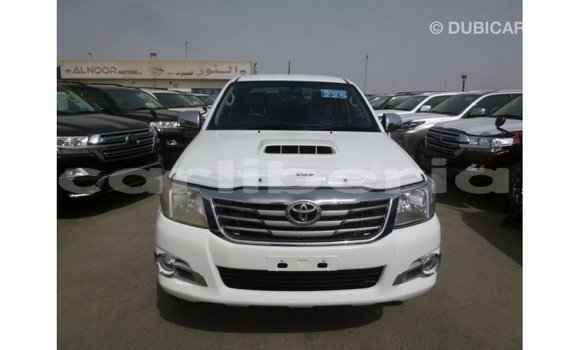 Buy Import Toyota Hilux White Car in Import - Dubai in Bomi County Buy Import Toyota Hilux White Car in Import - Dubai in Bomi County