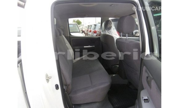 Buy Import Toyota Hilux White Car in Import - Dubai in Bomi County Buy Import Toyota Hilux White Car in Import - Dubai in Bomi County