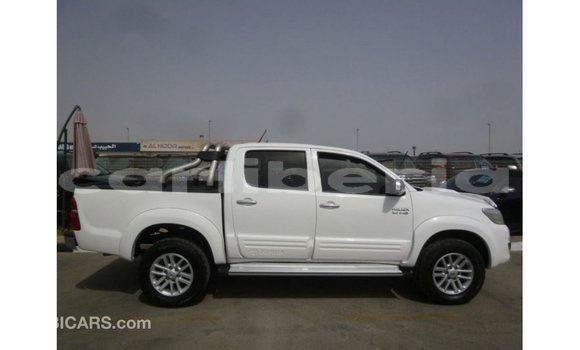 Buy Import Toyota Hilux White Car in Import - Dubai in Bomi County Buy Import Toyota Hilux White Car in Import - Dubai in Bomi County