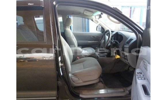 Buy Import Toyota Hilux Black Car in Import - Dubai in Bomi County Buy Import Toyota Hilux Black Car in Import - Dubai in Bomi County