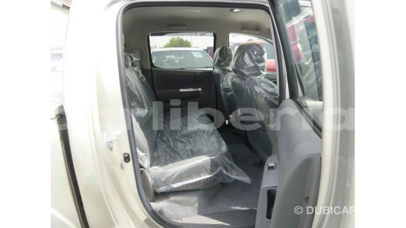 Big with watermark toyota hilux bomi county import dubai 2953