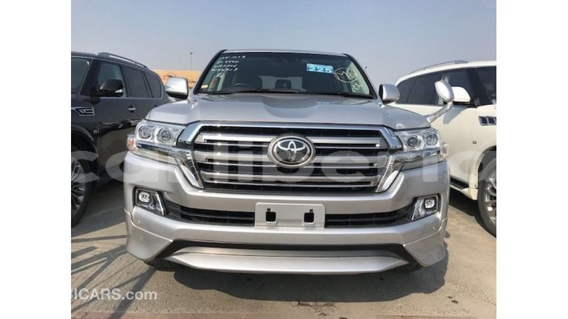 Big with watermark toyota land cruiser bomi county import dubai 2963