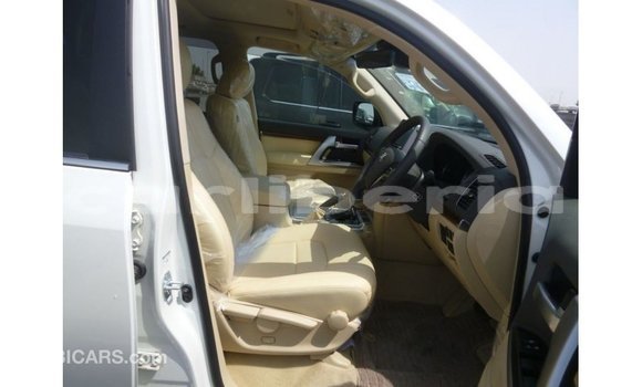 Buy Import Toyota Land Cruiser White Car in Import - Dubai in Bomi County Buy Import Toyota Land Cruiser White Car in Import - Dubai in Bomi County