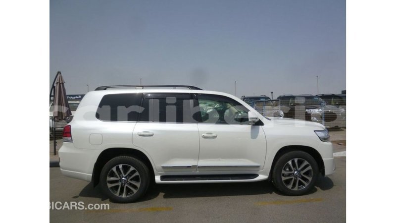 Big with watermark toyota land cruiser bomi county import dubai 2965