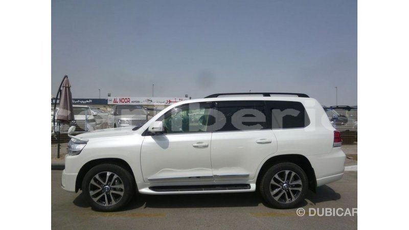 Big with watermark toyota land cruiser bomi county import dubai 2965
