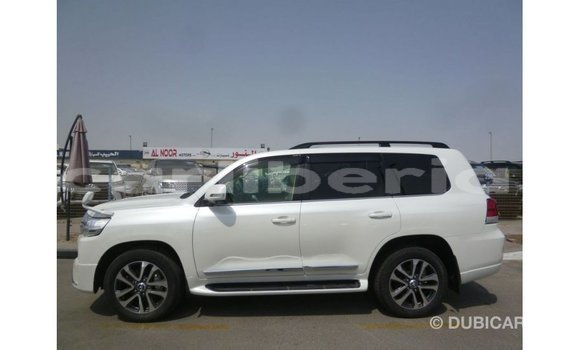 Buy Import Toyota Land Cruiser White Car in Import - Dubai in Bomi County Buy Import Toyota Land Cruiser White Car in Import - Dubai in Bomi County