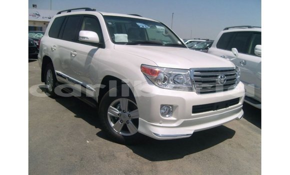 Buy Import Toyota Land Cruiser White Car in Import - Dubai in Bomi County Buy Import Toyota Land Cruiser White Car in Import - Dubai in Bomi County
