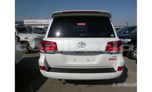 Buy Import Toyota Land Cruiser White Car in Import - Dubai in Bomi County Buy Import Toyota Land Cruiser White Car in Import - Dubai in Bomi County