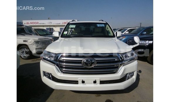 Buy Import Toyota Land Cruiser White Car in Import - Dubai in Bomi County Buy Import Toyota Land Cruiser White Car in Import - Dubai in Bomi County