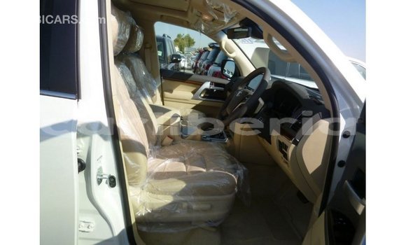 Buy Import Toyota Land Cruiser White Car in Import - Dubai in Bomi County Buy Import Toyota Land Cruiser White Car in Import - Dubai in Bomi County