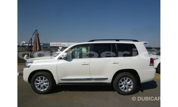 Buy Import Toyota Land Cruiser White Car in Import - Dubai in Bomi County Buy Import Toyota Land Cruiser White Car in Import - Dubai in Bomi County