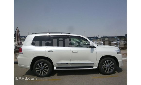 Buy Import Toyota Land Cruiser White Car in Import - Dubai in Bomi County Buy Import Toyota Land Cruiser White Car in Import - Dubai in Bomi County