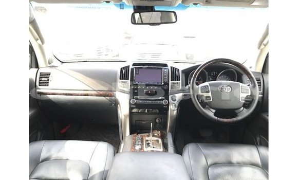 Buy Import Toyota Land Cruiser White Car in Import - Dubai in Bomi County Buy Import Toyota Land Cruiser White Car in Import - Dubai in Bomi County