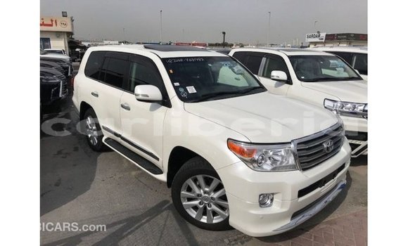 Buy Import Toyota Land Cruiser White Car in Import - Dubai in Bomi County Buy Import Toyota Land Cruiser White Car in Import - Dubai in Bomi County