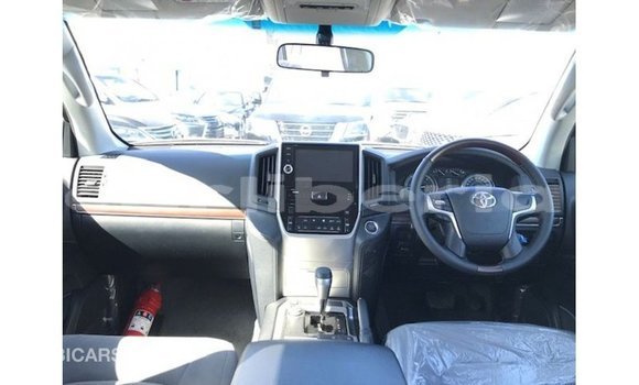Buy Import Toyota Land Cruiser White Car in Import - Dubai in Bomi County Buy Import Toyota Land Cruiser White Car in Import - Dubai in Bomi County