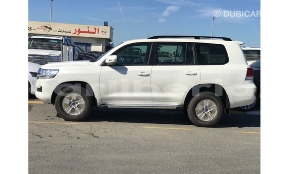 Buy Import Toyota Land Cruiser White Car in Import - Dubai in Bomi County Buy Import Toyota Land Cruiser White Car in Import - Dubai in Bomi County