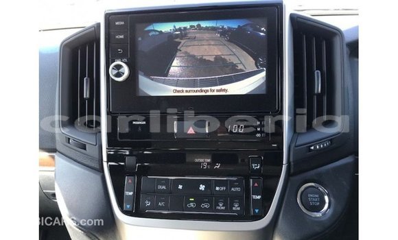 Buy Import Toyota Land Cruiser White Car in Import - Dubai in Bomi County Buy Import Toyota Land Cruiser White Car in Import - Dubai in Bomi County