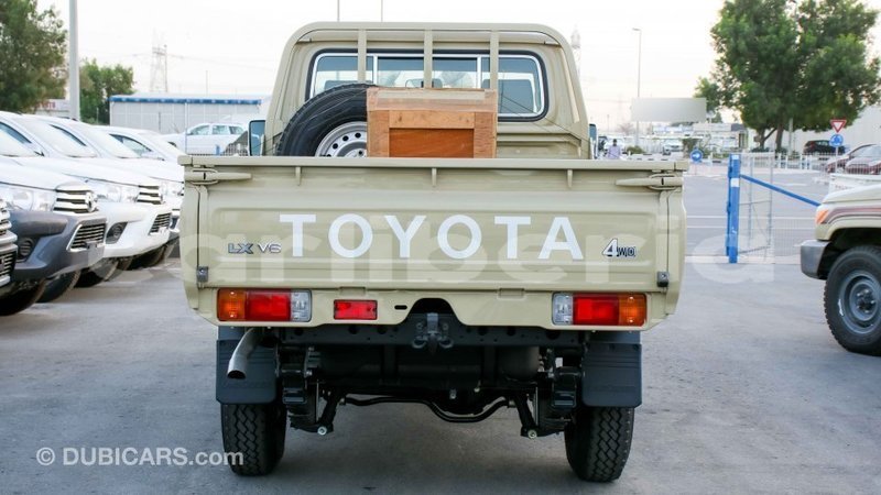 Big with watermark toyota land cruiser bomi county import dubai 2983