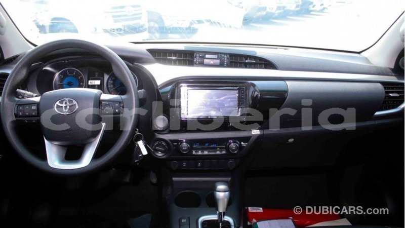 Big with watermark toyota hilux bomi county import dubai 2984