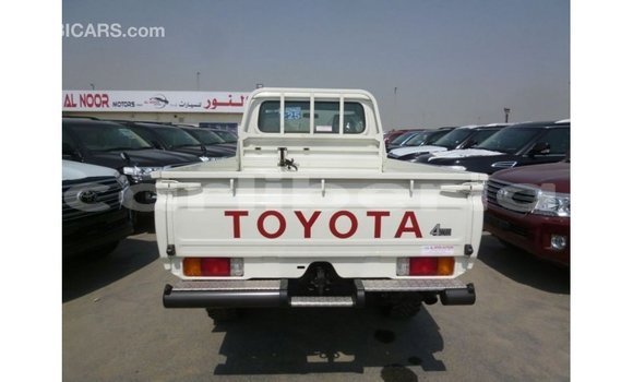 Buy Import Toyota Land Cruiser White Car in Import - Dubai in Bomi County Buy Import Toyota Land Cruiser White Car in Import - Dubai in Bomi County
