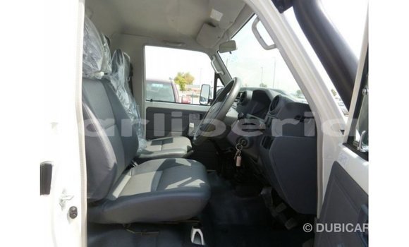 Buy Import Toyota Land Cruiser White Car in Import - Dubai in Bomi County Buy Import Toyota Land Cruiser White Car in Import - Dubai in Bomi County