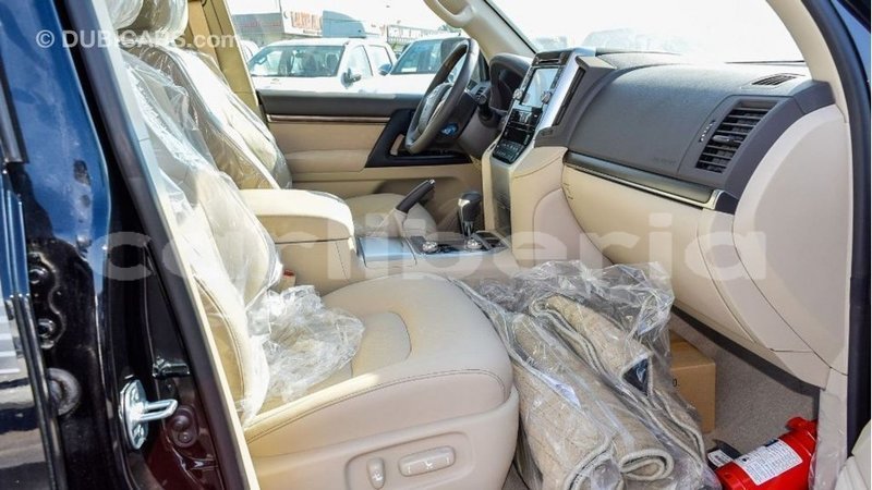 Big with watermark toyota land cruiser bomi county import dubai 2987