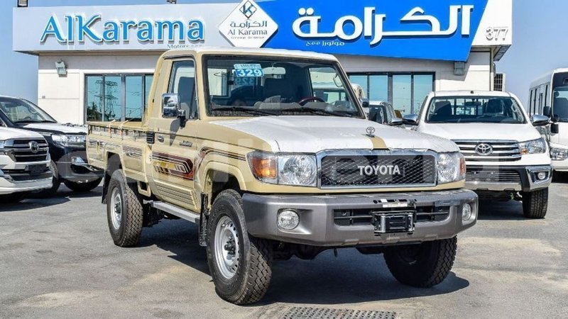 Big with watermark toyota land cruiser bomi county import dubai 2989