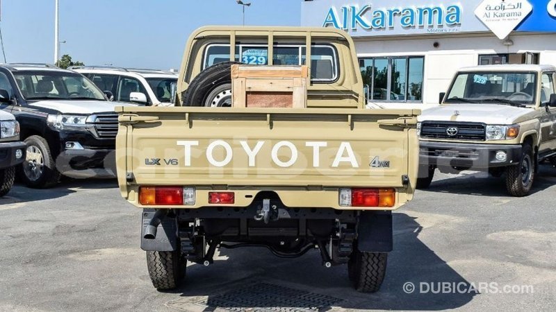 Big with watermark toyota land cruiser bomi county import dubai 2989