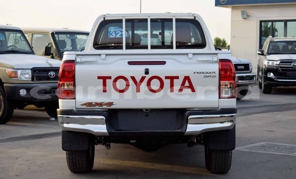 Buy Import Toyota Hilux White Car in Import - Dubai in Bomi County Buy Import Toyota Hilux White Car in Import - Dubai in Bomi County